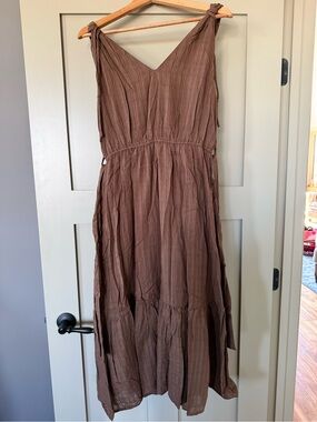 Lush Brown Tiered V-Neck Maxi Dress